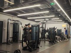 -乐刻运动健身(同曦假日百货店)