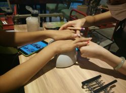 android_upload_pic-Hertha Beauty Salon