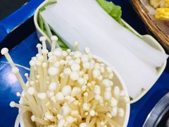 -马路边边·成都串串(翠柏路店)