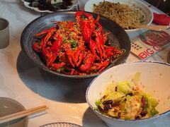 -肥肥虾庄·金牌油焖大虾(沙湖店)