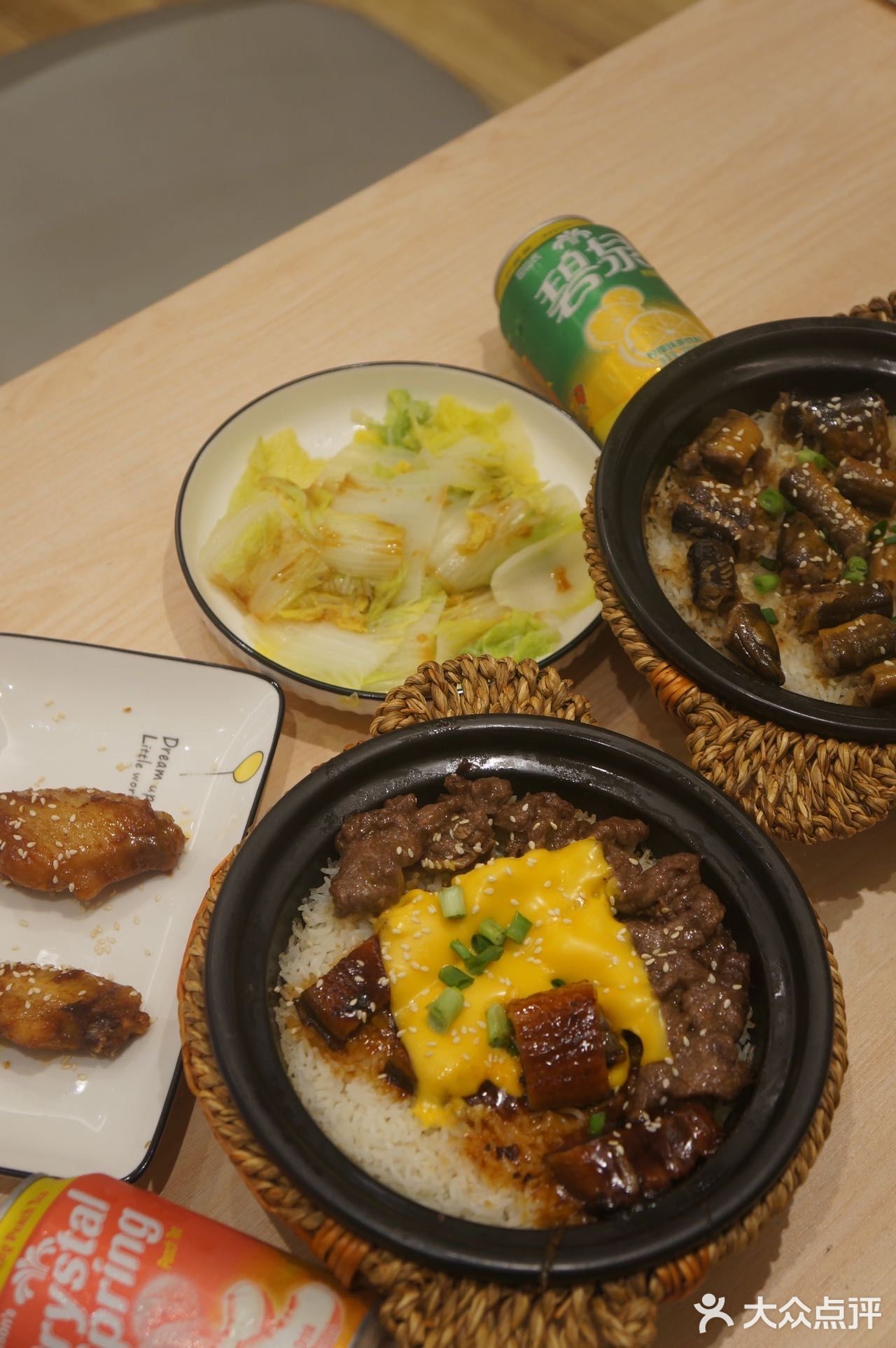 吃煲仔饭就实实在在的找家社区店!!