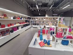 -唯品会(北京国瑞城店)