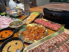 -合易泓烤肉·海肠捞饭(火车站店)