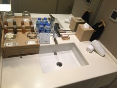 -上海中航虹桥机场泊悦酒店