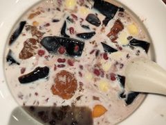 -RUXU入续糖水铺与包(卓悦中心店)