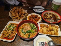-爆炸头阿姨小四川正宗川味小吃(无任何分店)
