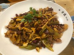 -拿渡·水煮鱼麻辣香锅(王府井奥莱·香江小镇店)