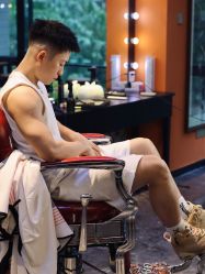 -鸿運 BARBER SHOP男士理发馆