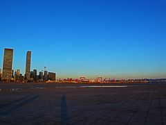 -东港音乐喷泉广场