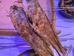 -夜火烤摊·东北烧烤酒场·老杨小黄鱼