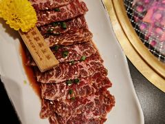 -山川小町·极番烧肉(新地假日广场店)