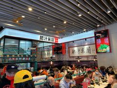 大堂-肥汁米蘭香港米线(长宁来福士店)