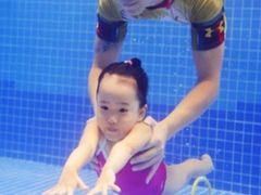 -龙格亲子游泳•水育早教运动中心