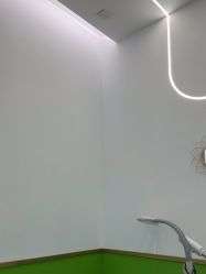-苗医生专业祛痘·皮肤管理