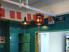 -荒岛实景沉浸密室(江汉路1店)