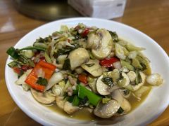 手捏菜蘑菇-芦茨金富饭庄·25年老字号·专做稻草鸡