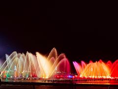 -东港音乐喷泉广场