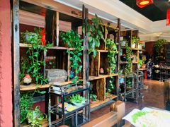 -大匠工房古船木艺术餐厅·猪肚鸡专门店(长白仙岛店)