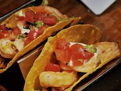 鲜虾牛油果塔塔-Famous肥猫墨西哥音乐餐吧(五棵松华熙LIVE店)