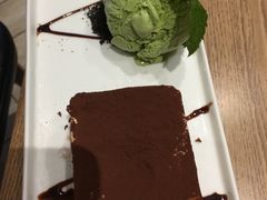 -必胜客(新中纬店)