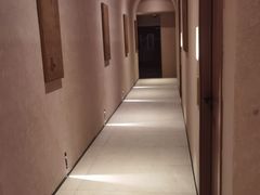 -灸春堂·艾灸·痛症·整脊连锁(之江银泰店)