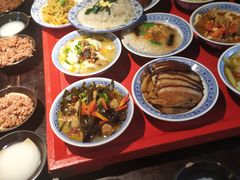 -蓝田九大碗民俗食府(蓝田店)