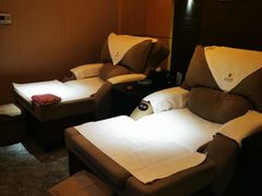 -金色印象·4K影院式足体养生(南滨印象店)