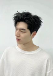 -海文先生国潮烫染男士理发馆