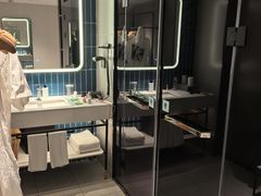 -宜尚酒店(广州上下九永庆坊长寿路地铁站店)