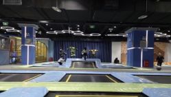 -反弹蹦床公园(南坪万达店)