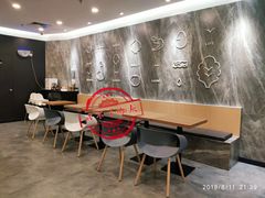 -龙治汉堡(中华城店)