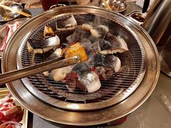 -围炉肉舍•炭烤活鳗•丹东海鲜烤肉(步行街店)