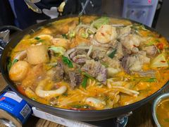 海鲜牛排锅-鑫釜山海鲜烧烤(鑫丰国际店)