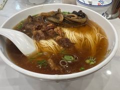 -老西白点心店