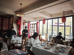 -龙门阵茶屋川菜馆(武康路店)