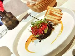 牛肉塔塔配牛油果黑橄榄酱-Solo(衡山路店)