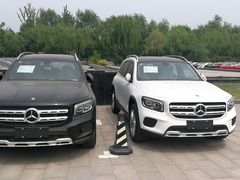 -奔驰北京极光星徽(四元桥店)