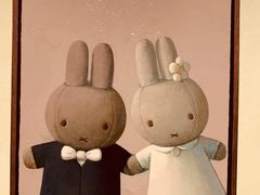 -Nathalie Djurberg与Hans Berg“牛皮纸包裹的月亮”-Prada荣宅当季展览