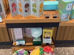 -星巴克臻选(周浦万达店)