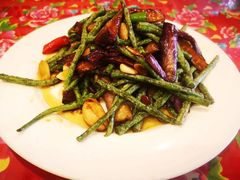 -闯关东东北农家菜(崂山石老人店)