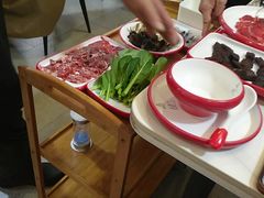 -毛辣果·贵州红酸汤牛肉火锅(西单店)