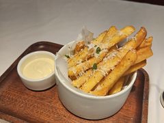 -阿妮叶李(光谷世界城店)