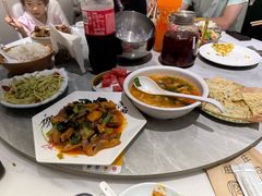 -何适山庄·团餐住宿(水长城P2停车场店)