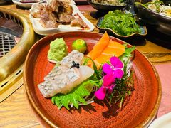 -肉魁屋·烧肉·烧鸟·酒场(高新店)