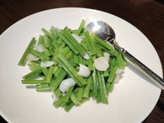 油醋汁章丘鲍芹-明湖楼·经典鲁菜山东海鲜(大明湖店)