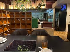 -鲜入唯煮·港式海鲜牛肉火锅(金宝街店)
