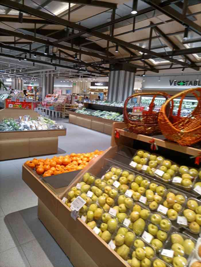 t11生鲜超市(广华新城店)-"[薄荷]环境: [呲牙]这家超市在一众居.