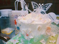 -Whisper studio薇语花艺烘焙工作室