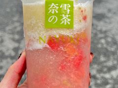 -奈雪的茶(M+世纪都会广场店)
