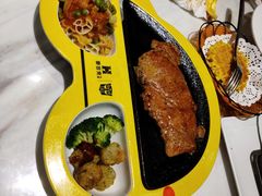 -豪客来牛排(中央花苑店)